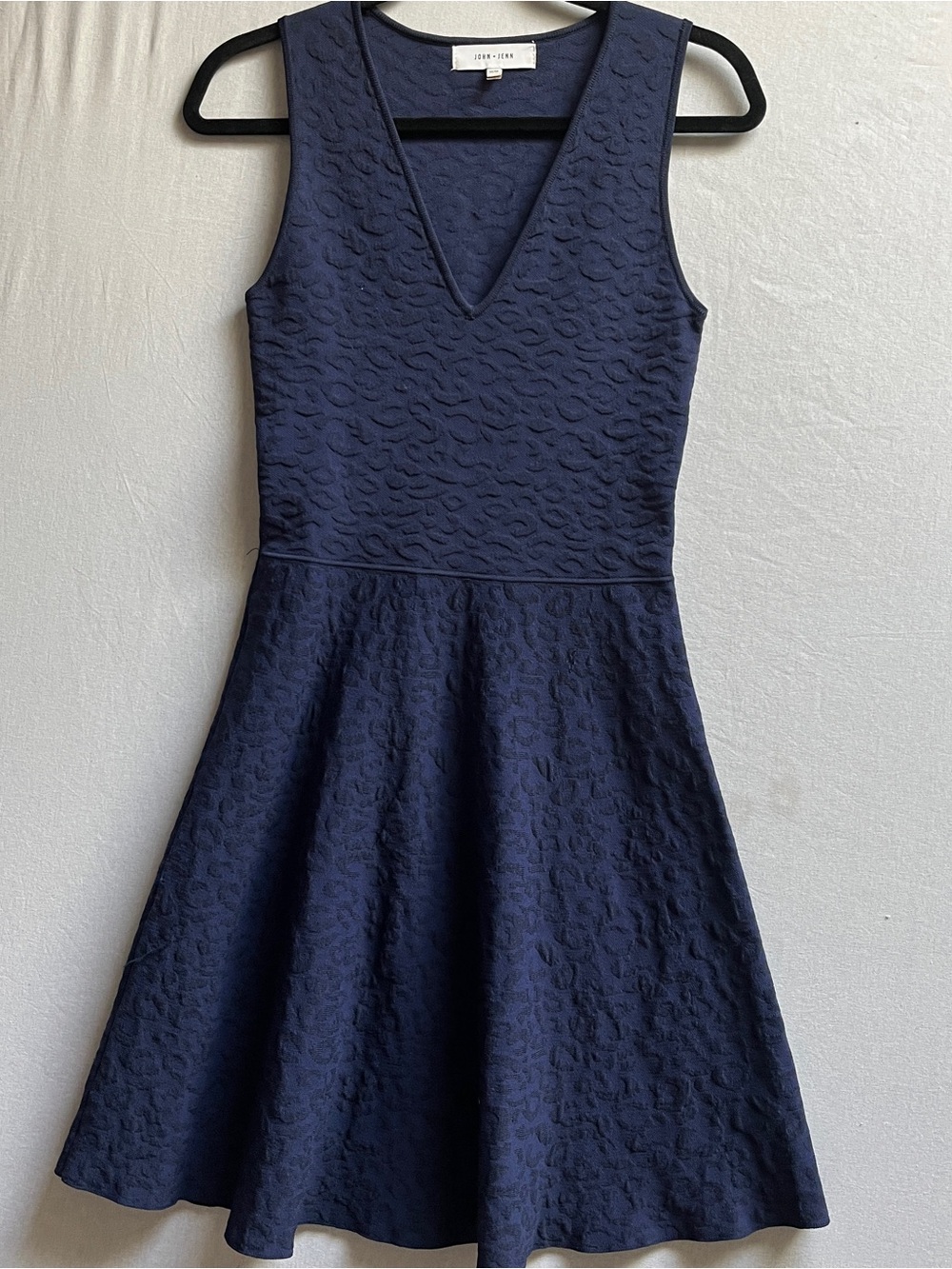 John & Jenn Textured V-Neck Fit and Flare Dress Blue Jacquard Knit Sz M